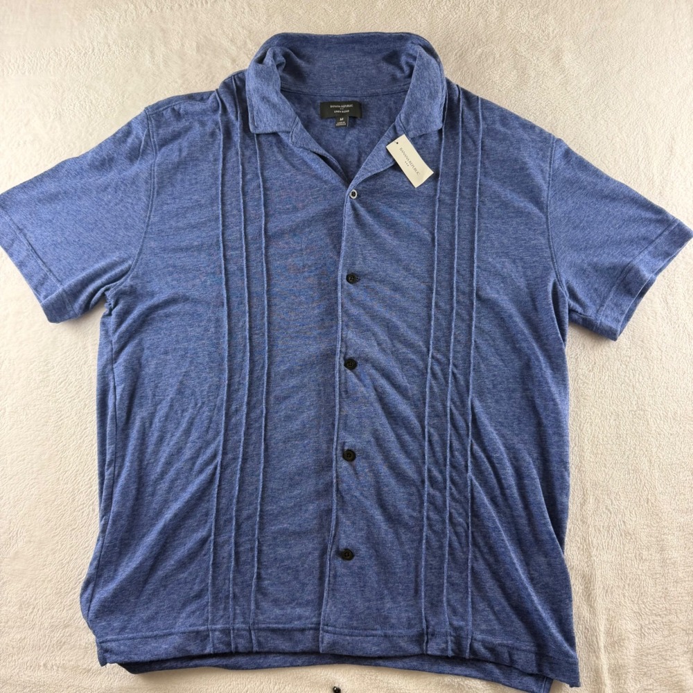 Banana Republic Linen Blend Button up Blue Mens Medium SS Preppy NWT